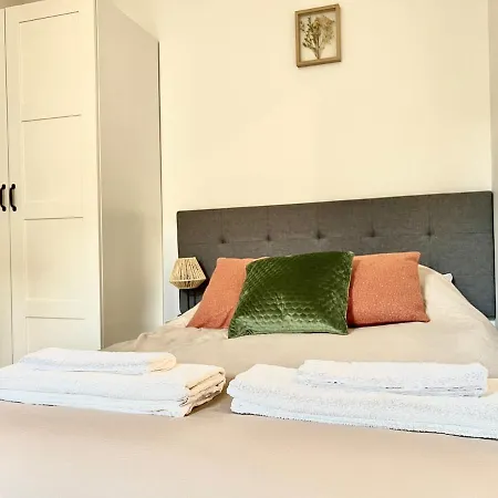 Le St-hilaire, House In The Center With Patio With Parking Vila *