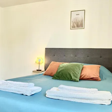 Le St-hilaire, House In The Center With Patio With Parking Vila Poitiers