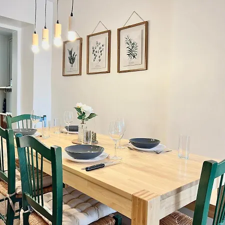 Le St-hilaire, House In The Center With Patio With Parking Vila *