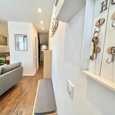 Vila Le St-hilaire, House In The Center With Patio With Parking Poitiers