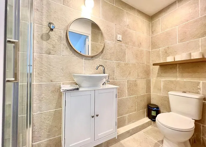 Le St-hilaire, House In The Center With Patio With Parking